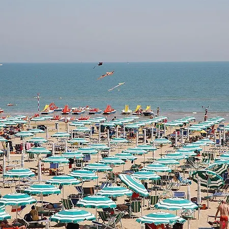 Apartahotel Albatros 3*